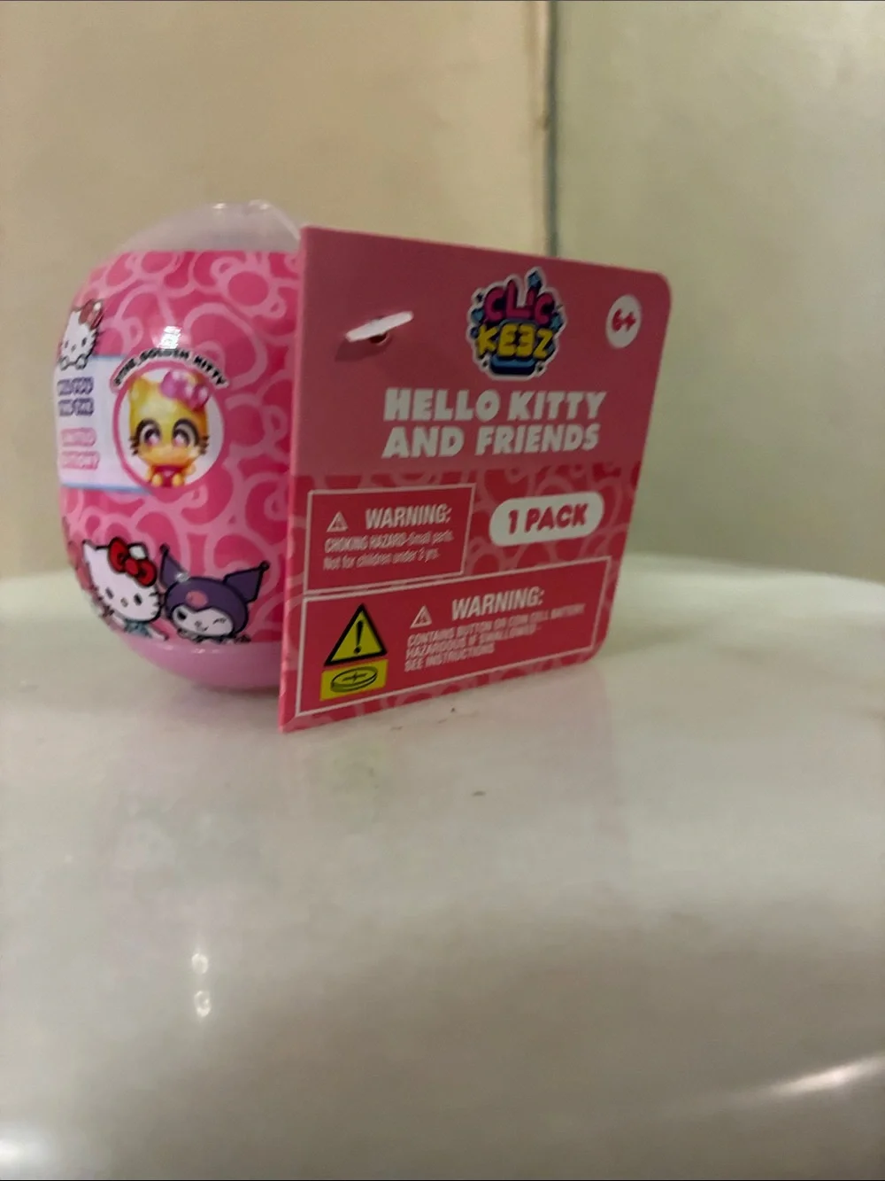 Hello Kitty and Friends Click to Glow Clic Keez Surprise Pack - Pink